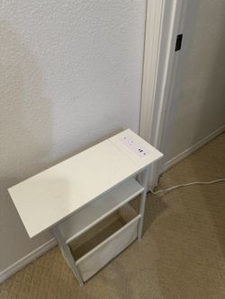 Bedside Table (19.6"Dx7.9"Wx25.2"H)