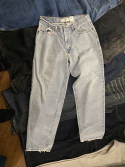 Light Washed Blue Levi’s