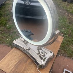 Zadro Glamour LED Lighted Makeup Mirror