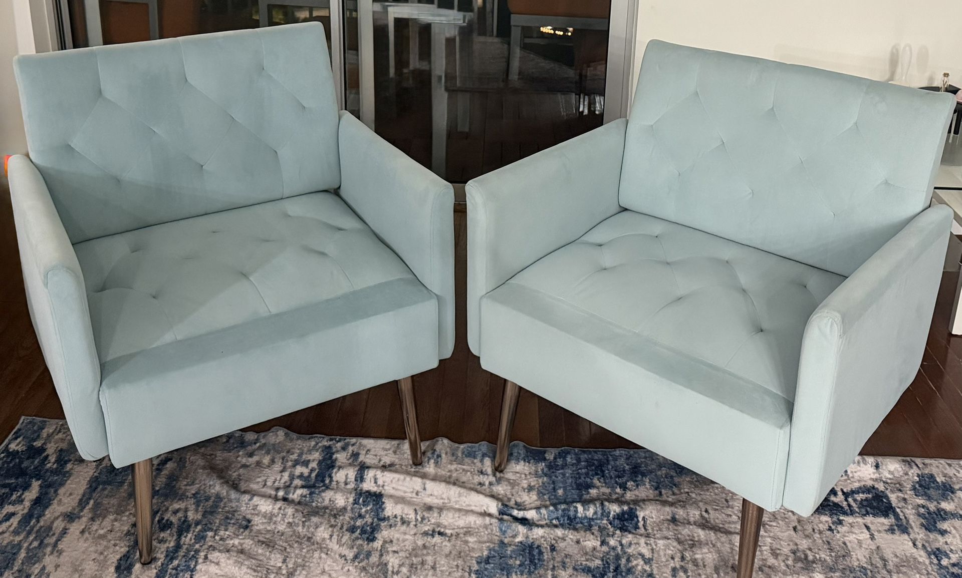 Accent Chairs