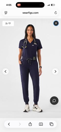 FIGS Navy Blue Scrub Set