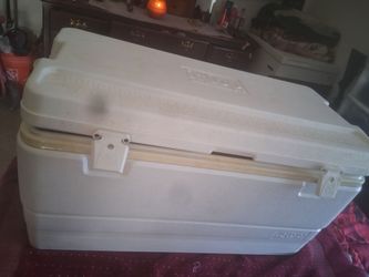 White igloo ice chest $$60
