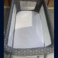 Portable Bassinet OBO