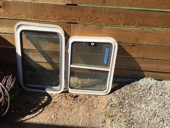 2 Sea glaze boat windows