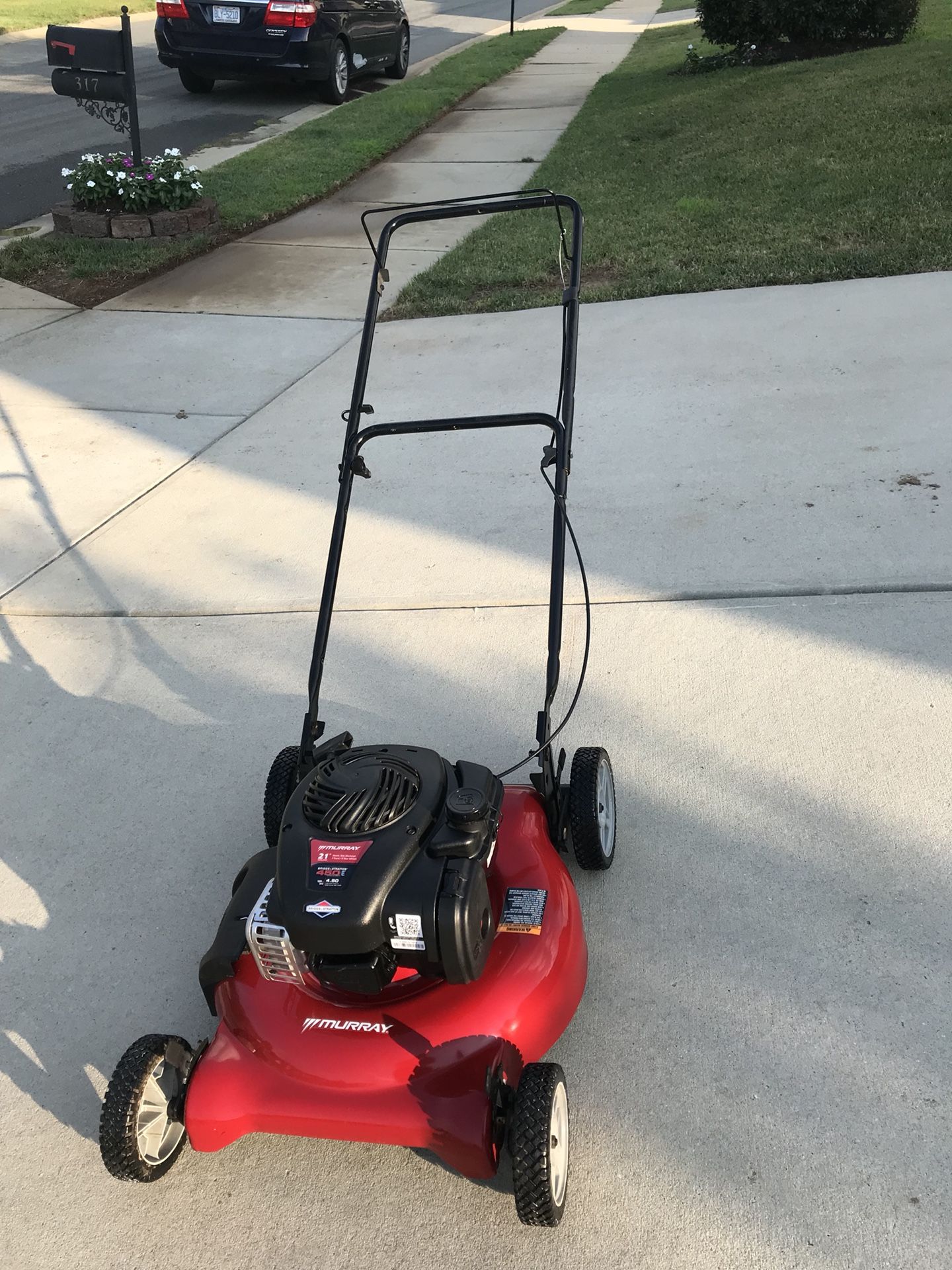 Murray 450E Lawn Mower w/ Briggs & Stratton Engine