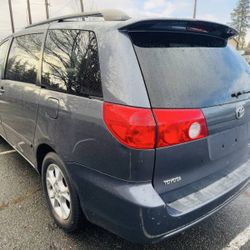 2006 Toyota Sienna