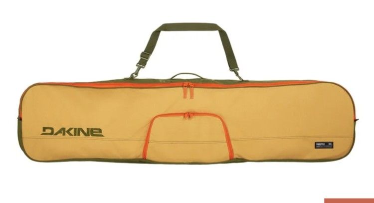 DAKINE 157 CM SNOWBOARD BAG BRAND NEW