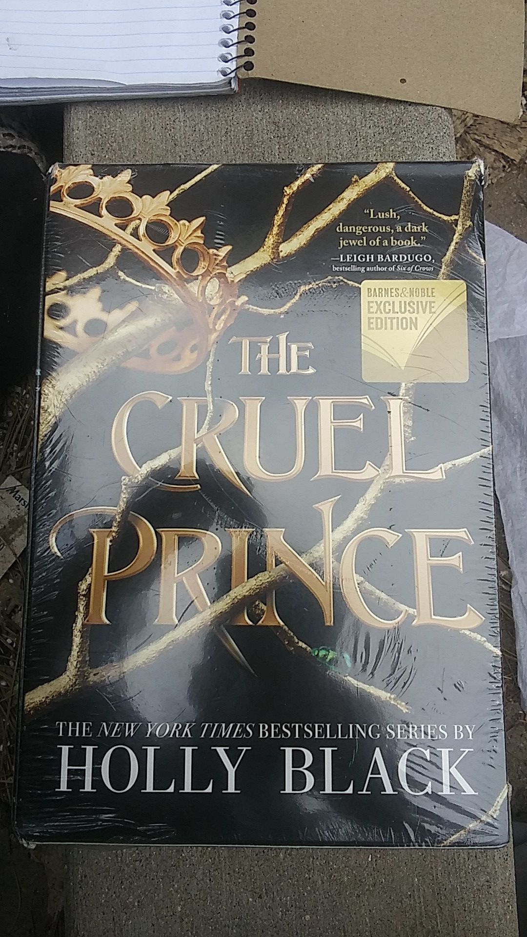 The cruel prince ,Holly black book set. Three books also includes the wicked king and the queen of nothing