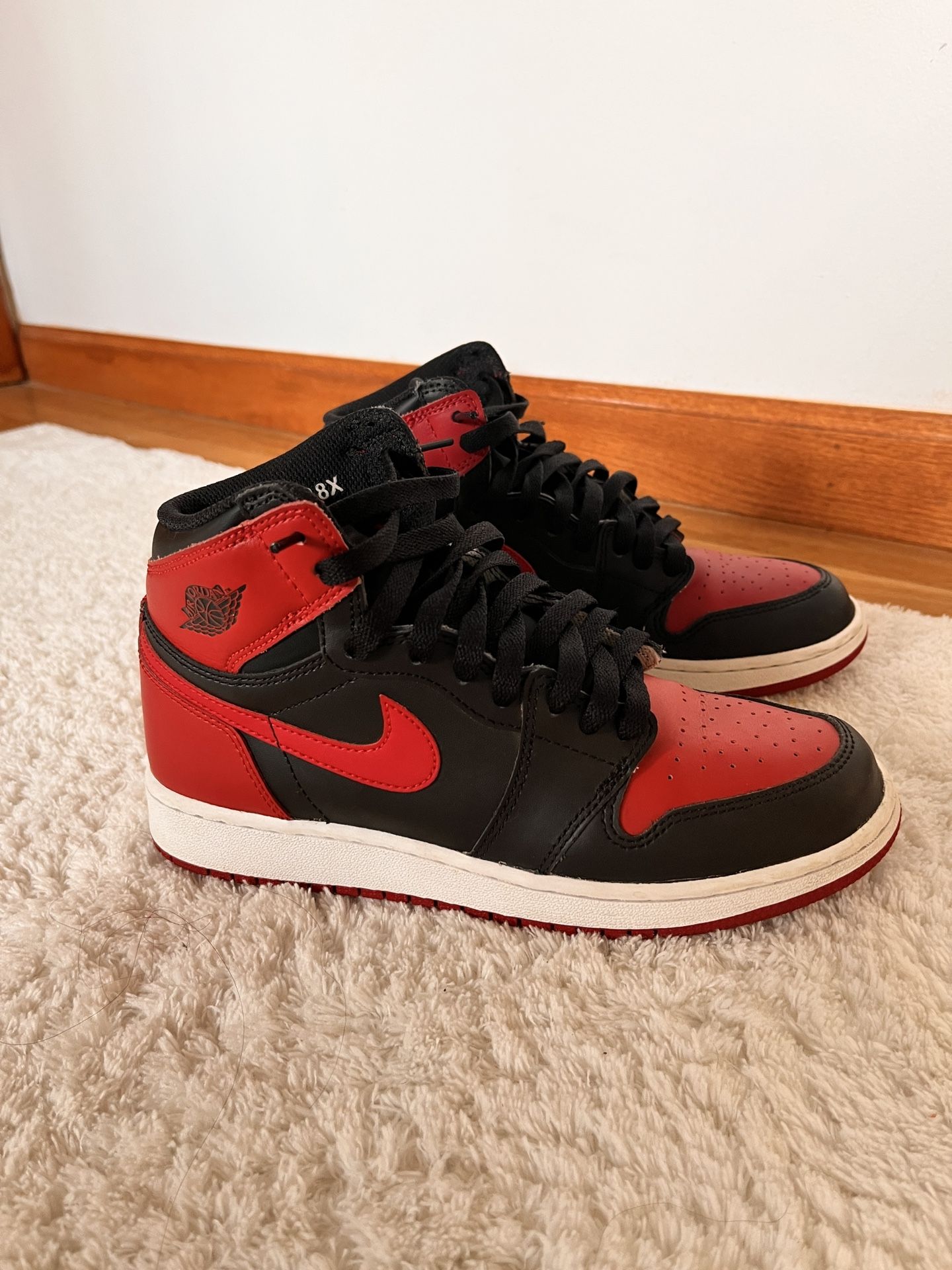 Nike Air Jordan 1 Retro High OG Satin Bred