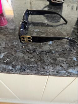 Women’s sunglasses