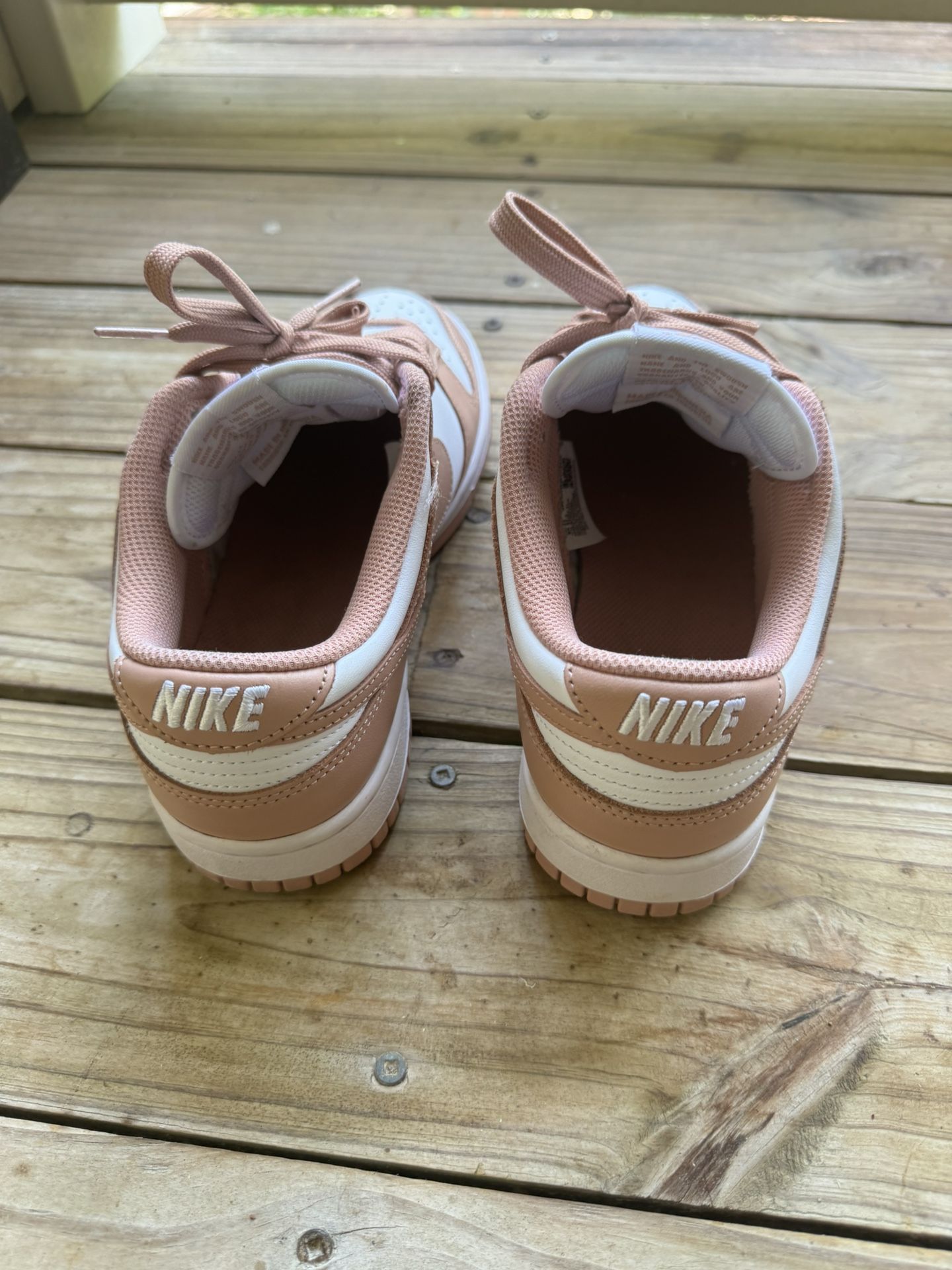 Women’s Dunks Low Rose Whisperer 