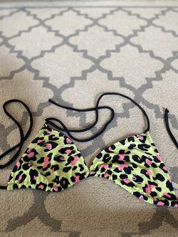 Women’s Bikini tops size small / med $1 each