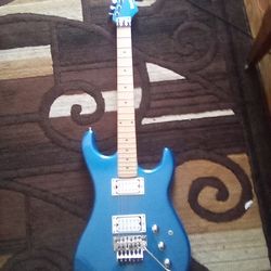 Kramer Pacer Royal Sparkle Blue & 25R Amp Fender