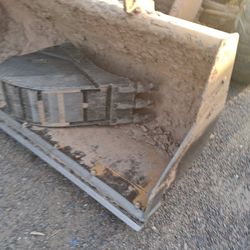 Backhoe Bucket 