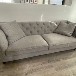 2 Sofas
