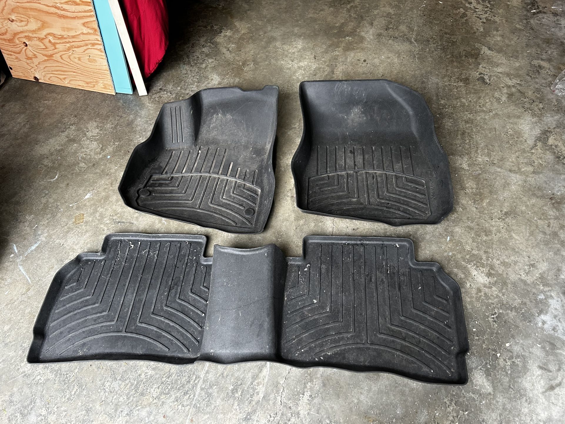 Chevrolet Malibu 2023 All Weather Mats & Snow Chains