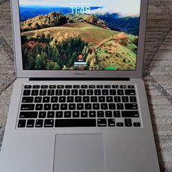 MacBook Air OS Sonoma-13.3"-No Scratches/Dents-Charger