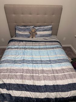 Queen size bed