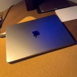 MacBook Pro Laptop 