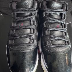 Air Jordan Retro 11 Low 72-10 size 10.5
