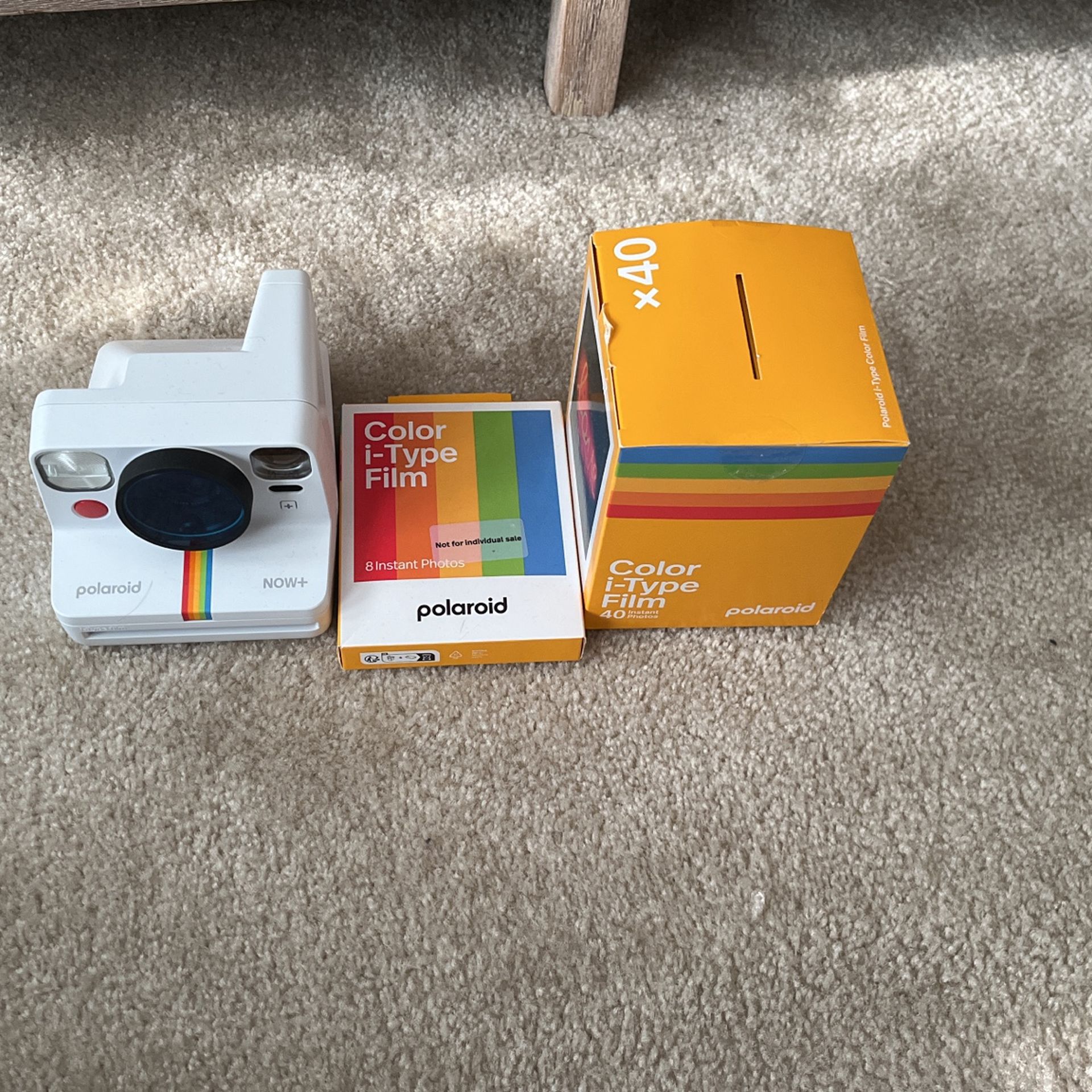 polaroid camera / film