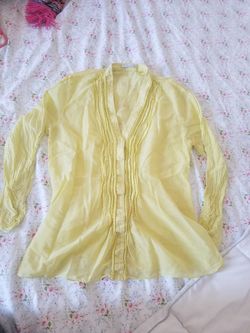 TAHARI blouse