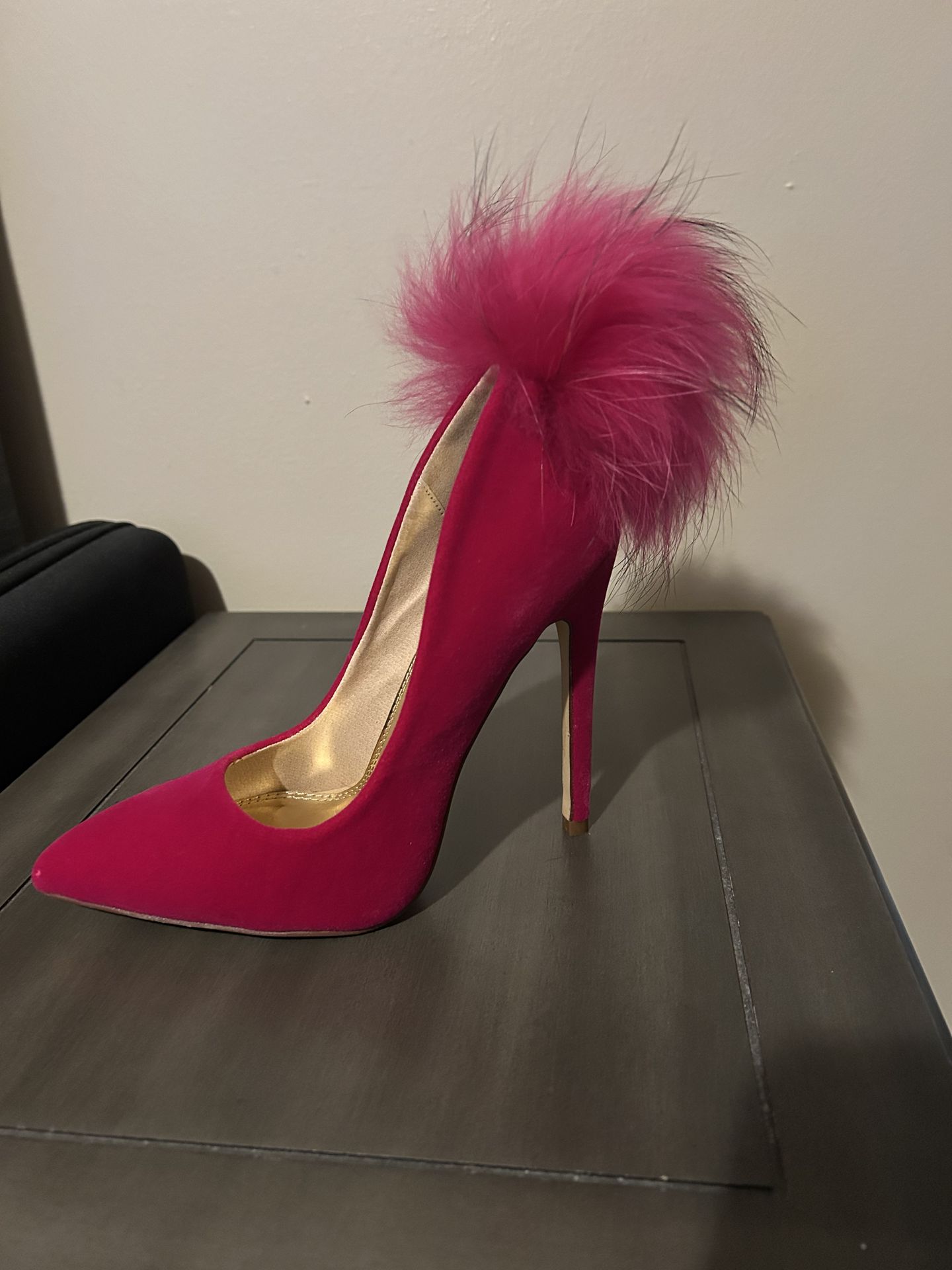 Women’s high heels Fuchsia size 5.5