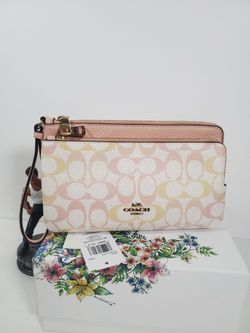 NWT Coach Double Zip Wristlet In Pretty Signature Canvas Gold/Chalk/Pink CEF62