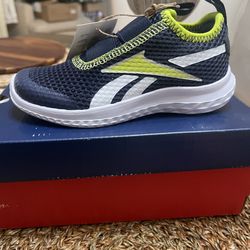 Reebok Size 10.5 New Kids 