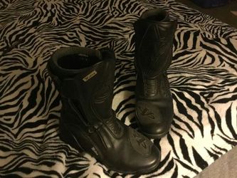 Nitro V motorcycle boots
