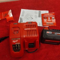 M18 Milwaukee 5.0. Batería Y Cargador Rápido $130