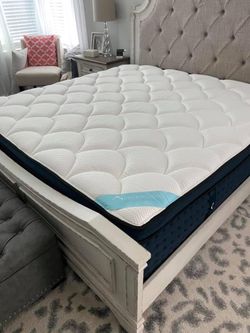 DreamCloud Premier Hybrid King Mattress