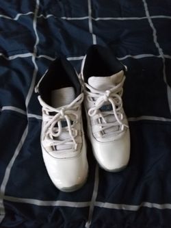 Jordan 11 size 8