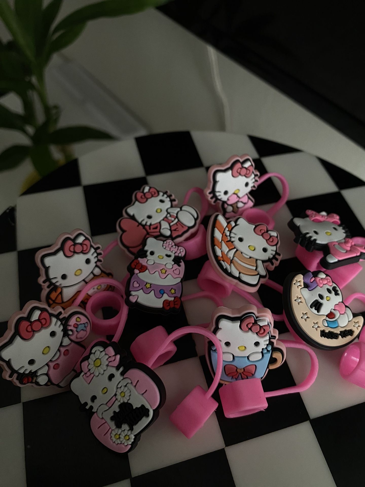 Hello Kitty Straw Toppers 