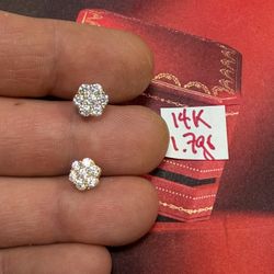 14K Solid Gold Earring For Wedding CUBIC ZIRCONIUM STONES 1.7Gr 