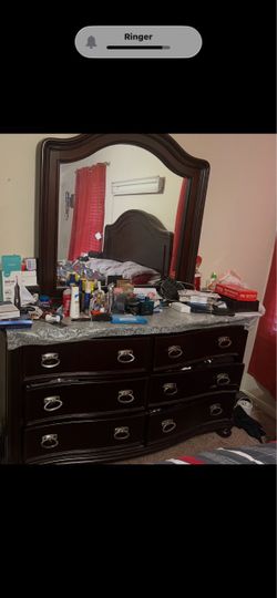 Queen size bedroom set