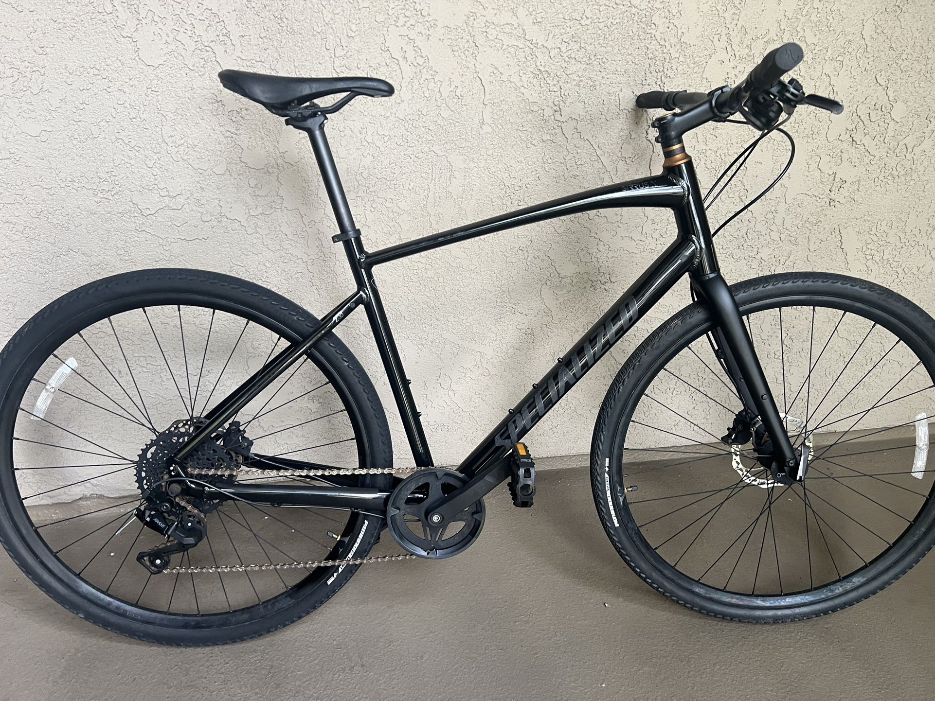 Specialized. Sirrus. Bike.