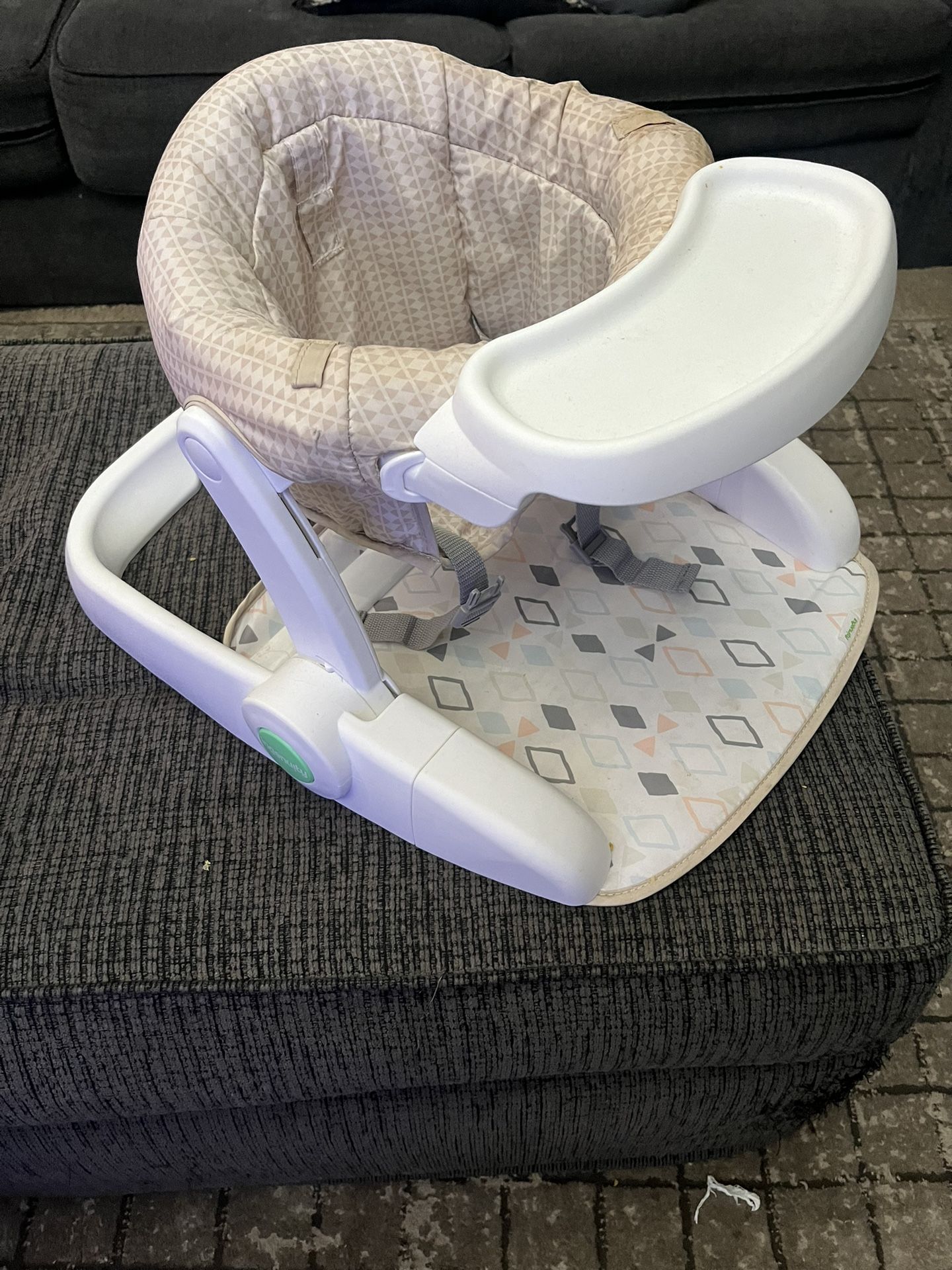 Baby Seat With Tray