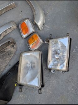 Toyota 4Runner **1996***2002** fenders flares, and front lights **1996****1998**. OEM parts, make me an offer.