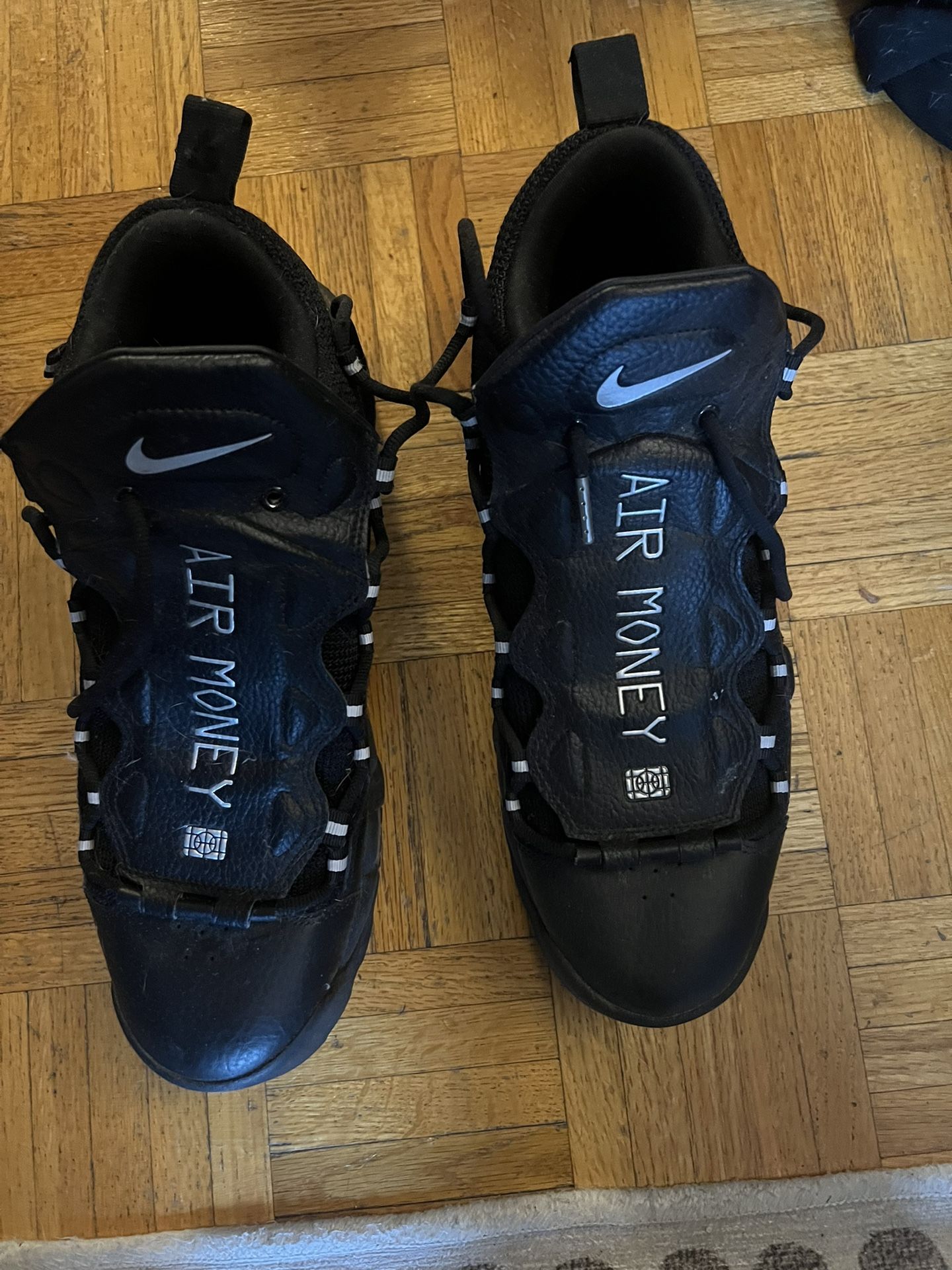 Nike Mens Air Money Size 13