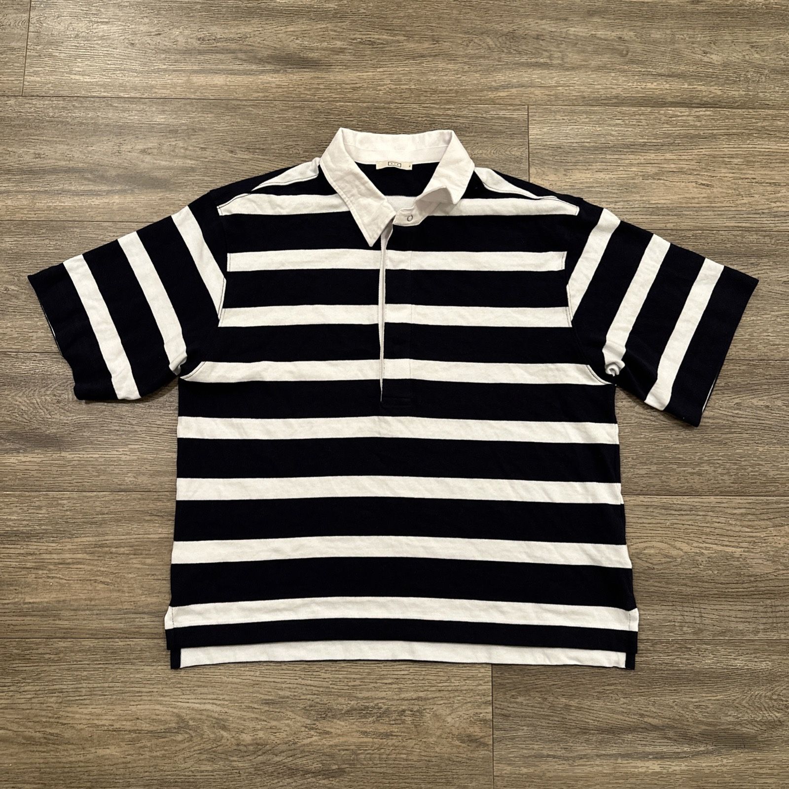 AYR All Year Round Women’s XL Short Sleeve Navy Striped Knit Rugby Polo Shirt.