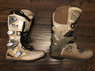 Motorcycle Boots , heavy duty protection.  mens  8.5