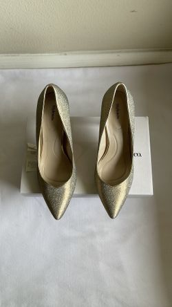 Style & co Women’s Pyxie Gold Shoes Size 10. Brand New With Box.