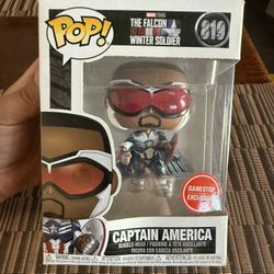 Captain America Funko Pop 819