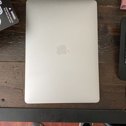 Apple MacBook Pro (13", M1, 2020) Like New
