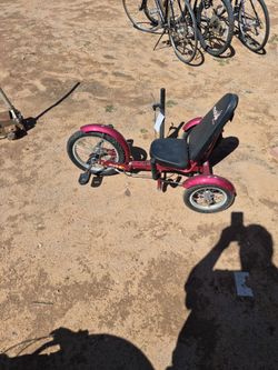 Mobo- tri-ton 3 wheeler kids bike