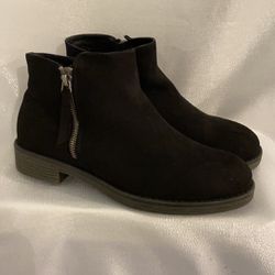 New black suede ankle boots