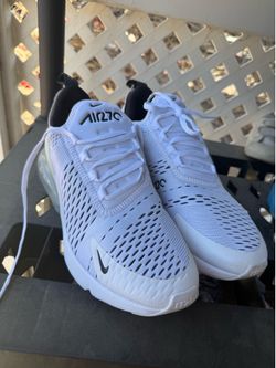 Woman Nike 270