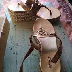 Brand New Michael Korss Sandels Never Worn Size 9 $50