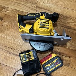 Dewalt Saw 